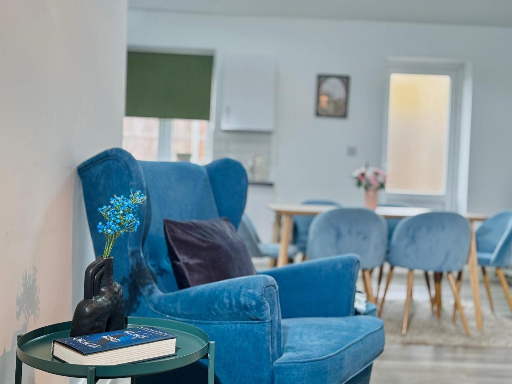 Cosy 1-Bed Flat 30Min To Central London & Parking Buitenkant foto