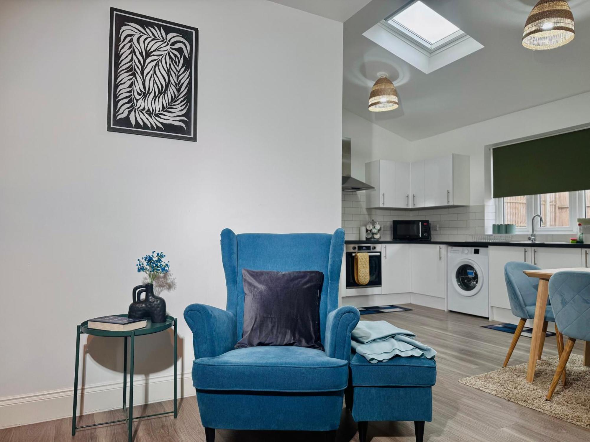 Cosy 1-Bed Flat 30Min To Central London & Parking Buitenkant foto