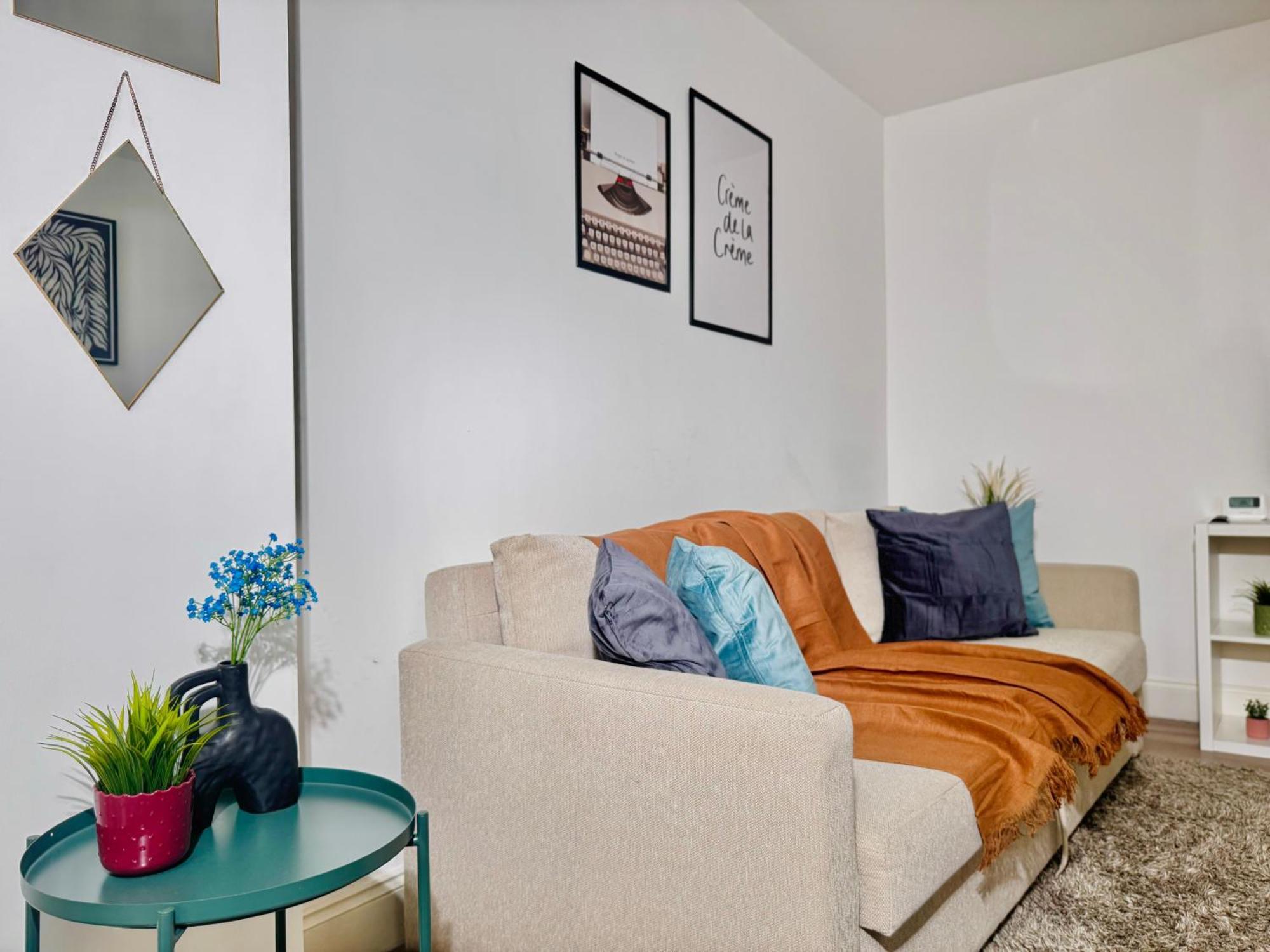 Cosy 1-Bed Flat 30Min To Central London & Parking Buitenkant foto