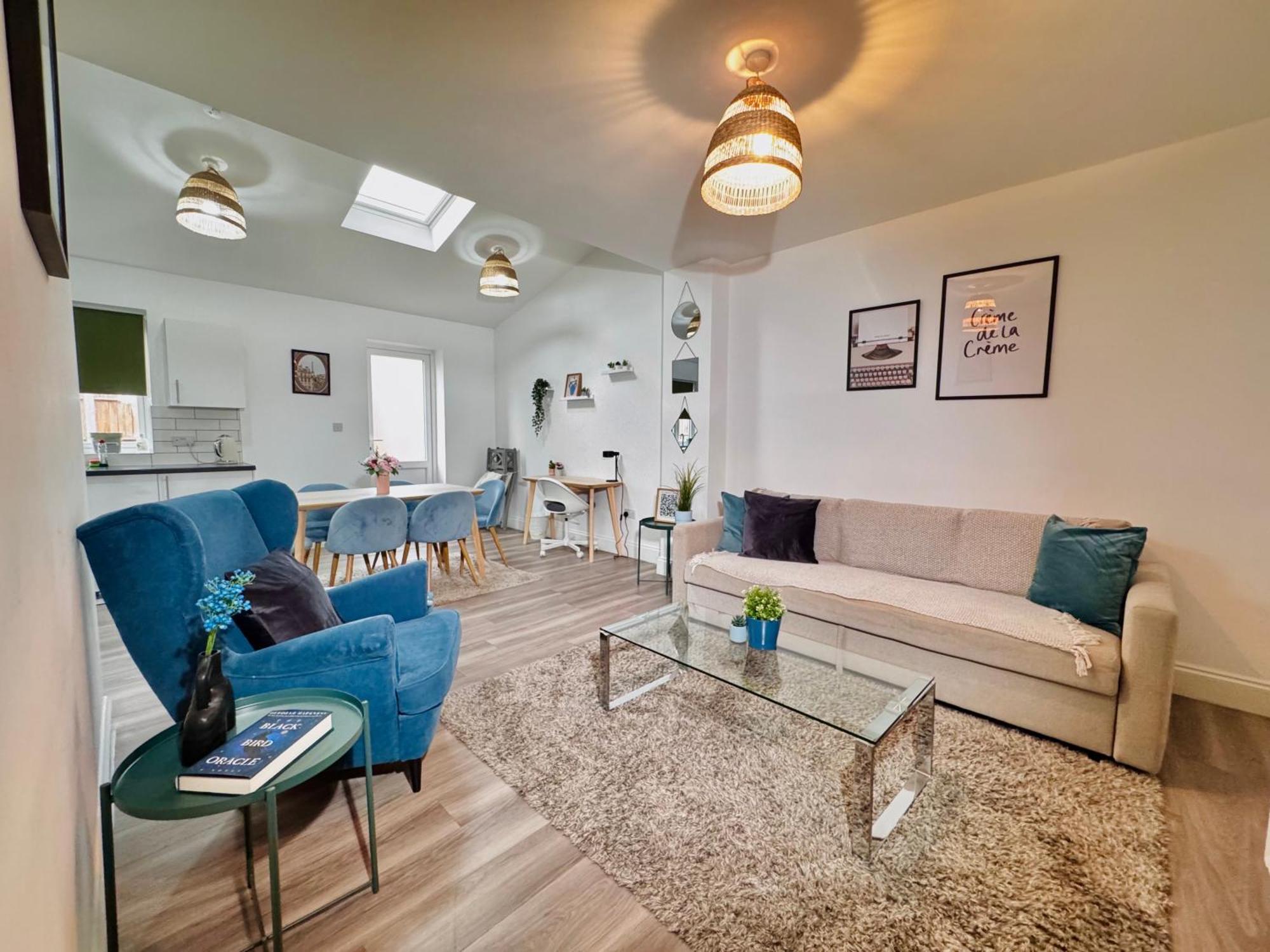 Cosy 1-Bed Flat 30Min To Central London & Parking Buitenkant foto